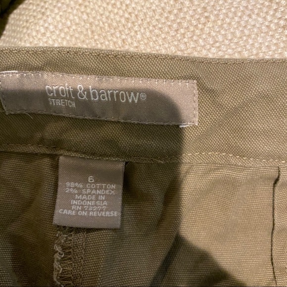 Craft Barrow Loose Capri Pants size 6 Stretch wide leg OLIVE Capri Pants - Picture 3 of 5
